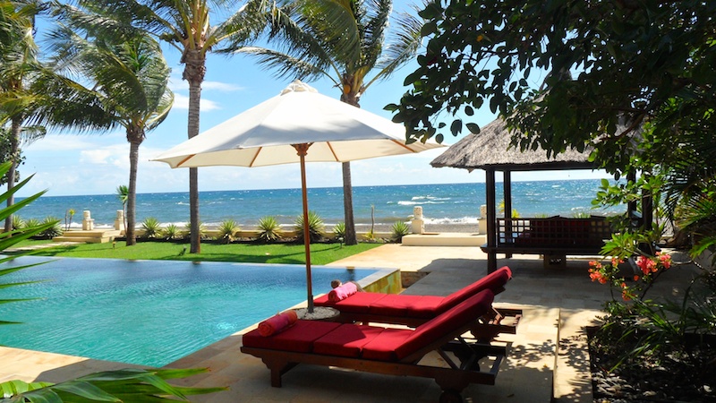 Bale benong at the beach side - The Mango Trees Bali